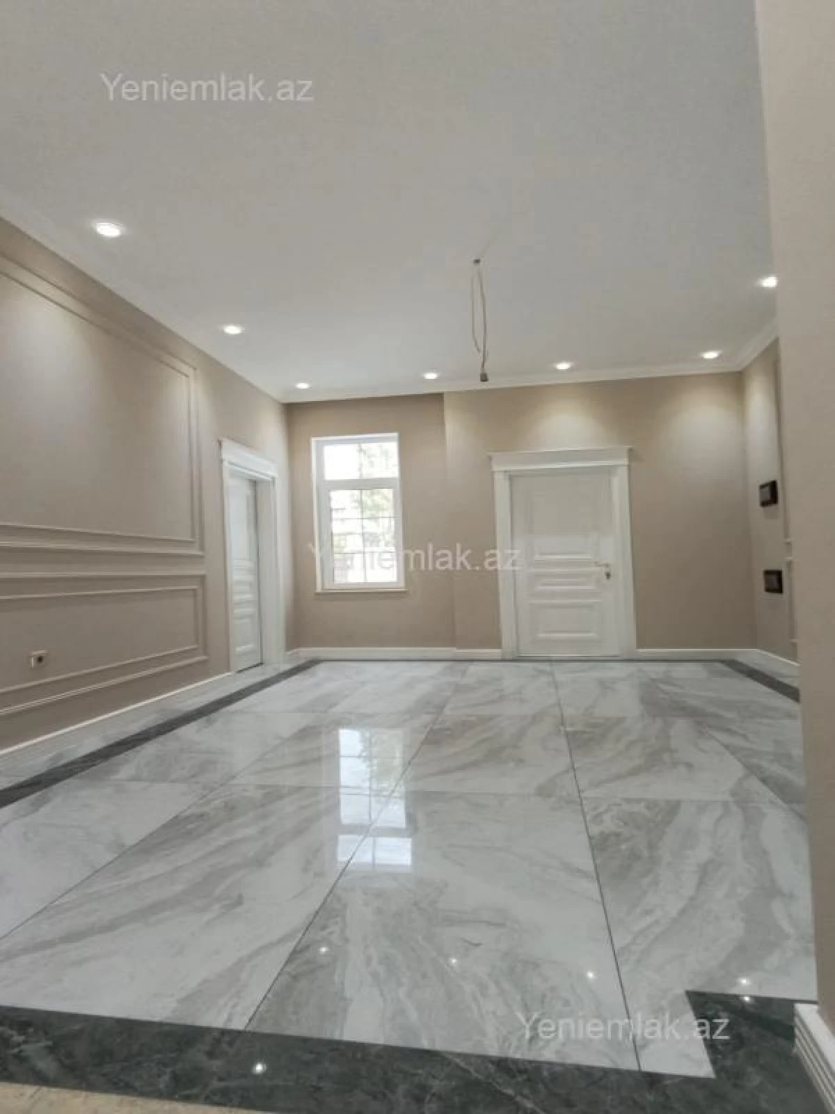 Satılır 7 otaqlı həyət evi 410 m²