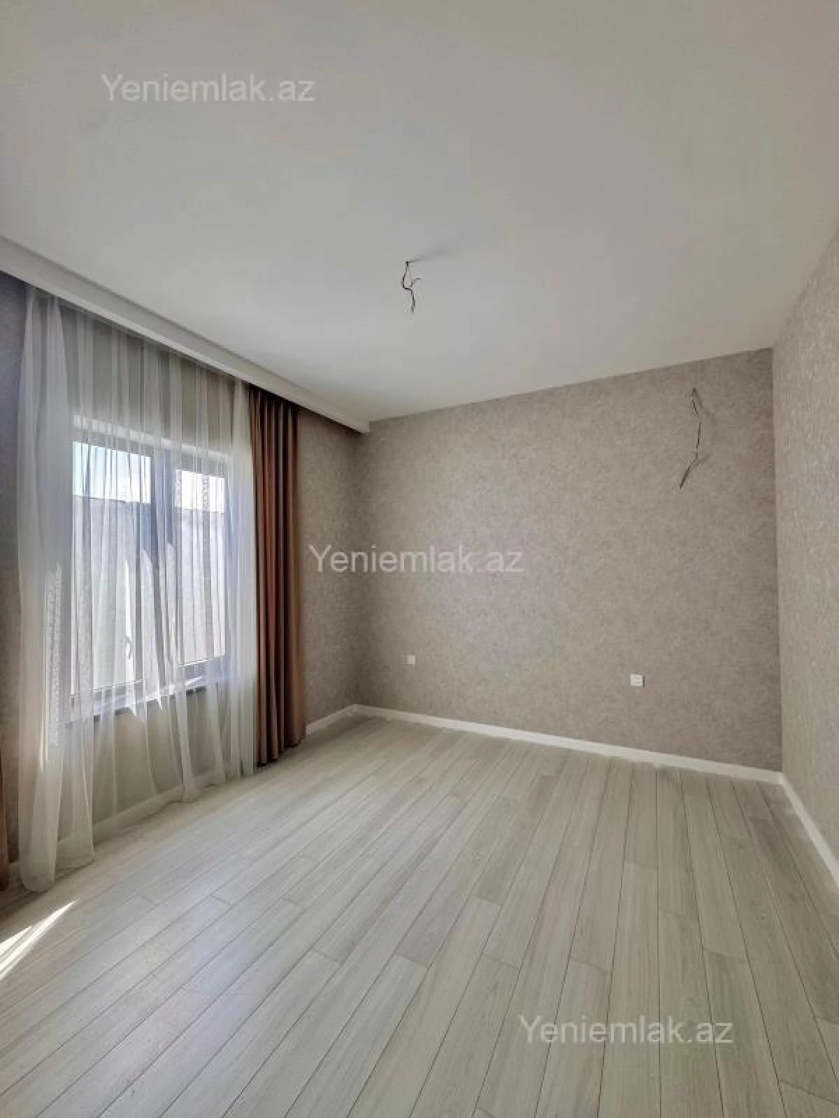 Satılır 4 otaqlı həyət evi 170 m²