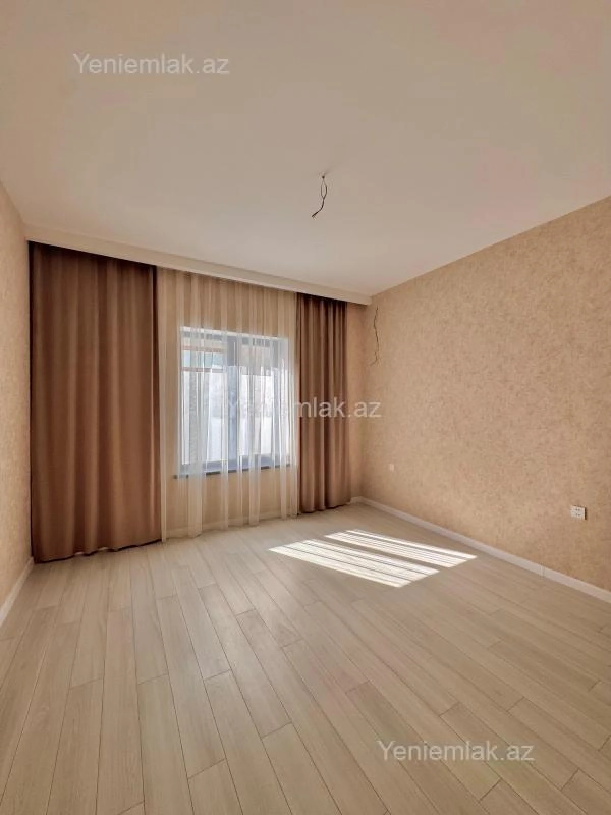 Satılır 4 otaqlı həyət evi 170 m²