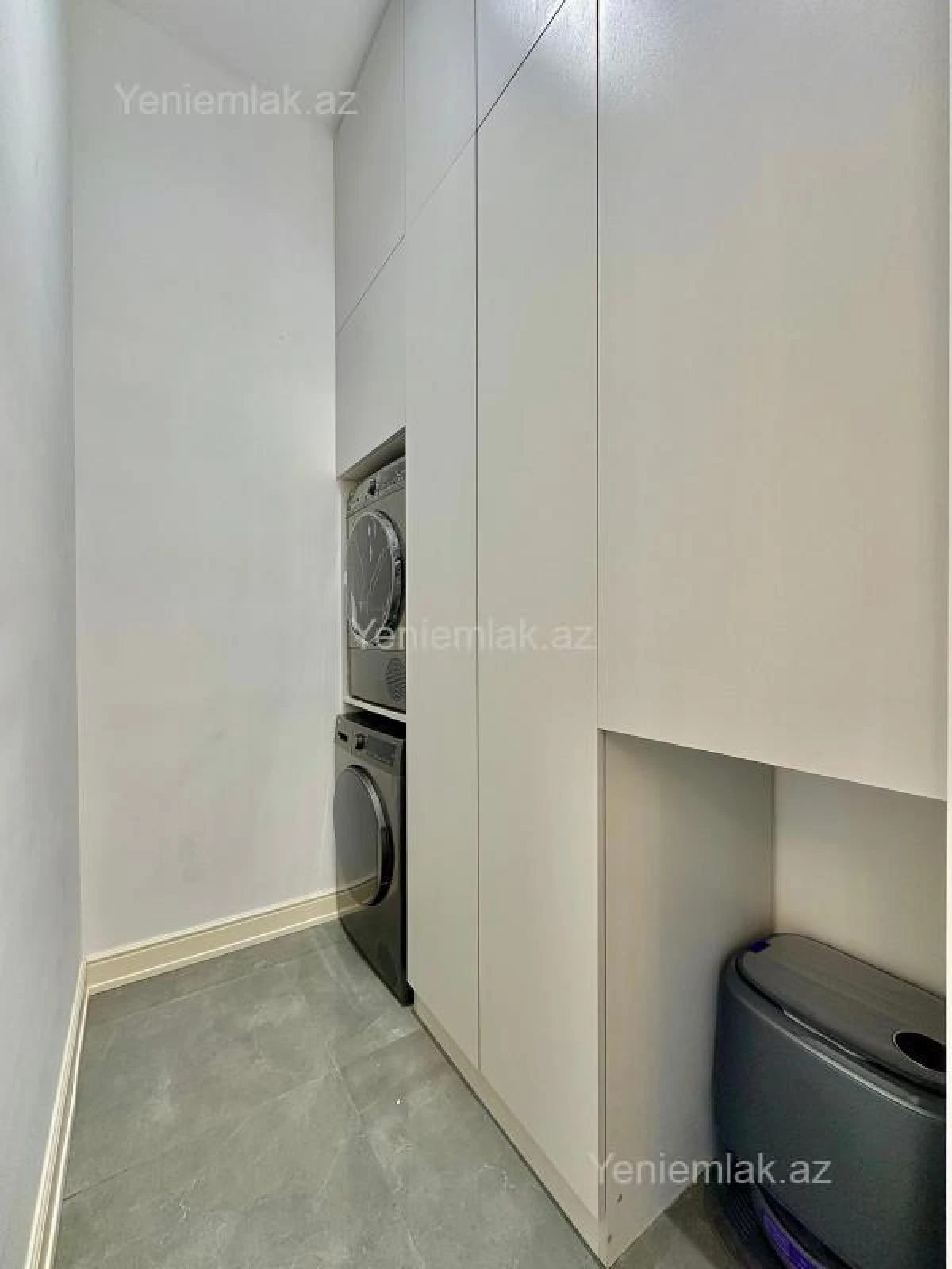 Satılır 4 otaqlı həyət evi 290 m²
