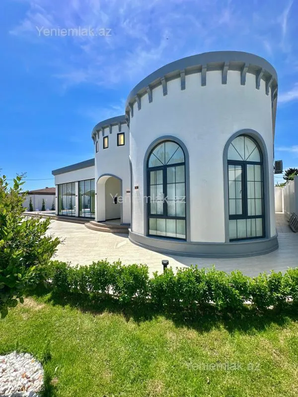 Satılır 4 otaqlı həyət evi 290 m²