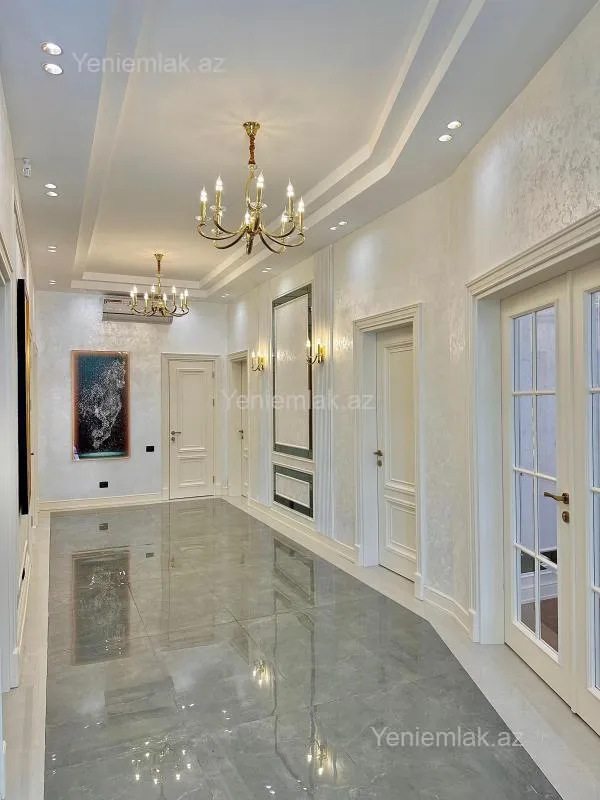 Satılır 4 otaqlı həyət evi 290 m²