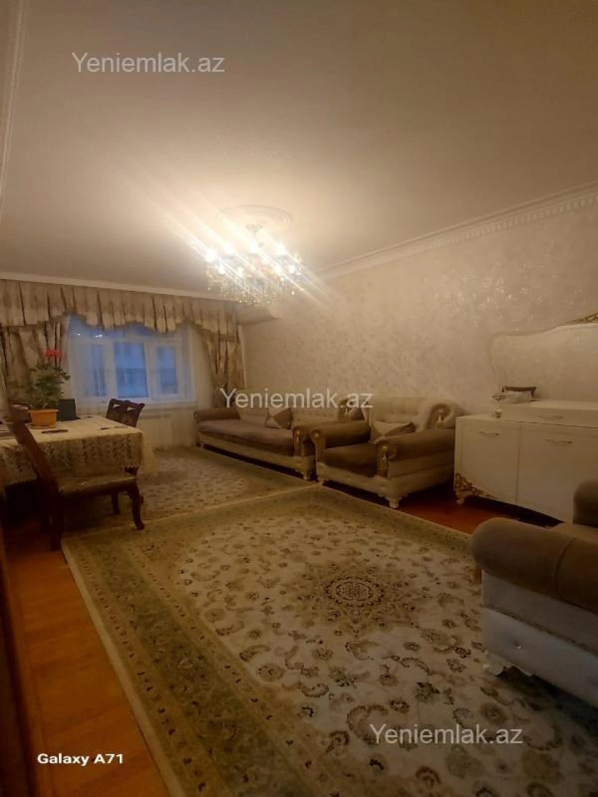 Satılır 3 otaqlı köhnə tikili 80 m²