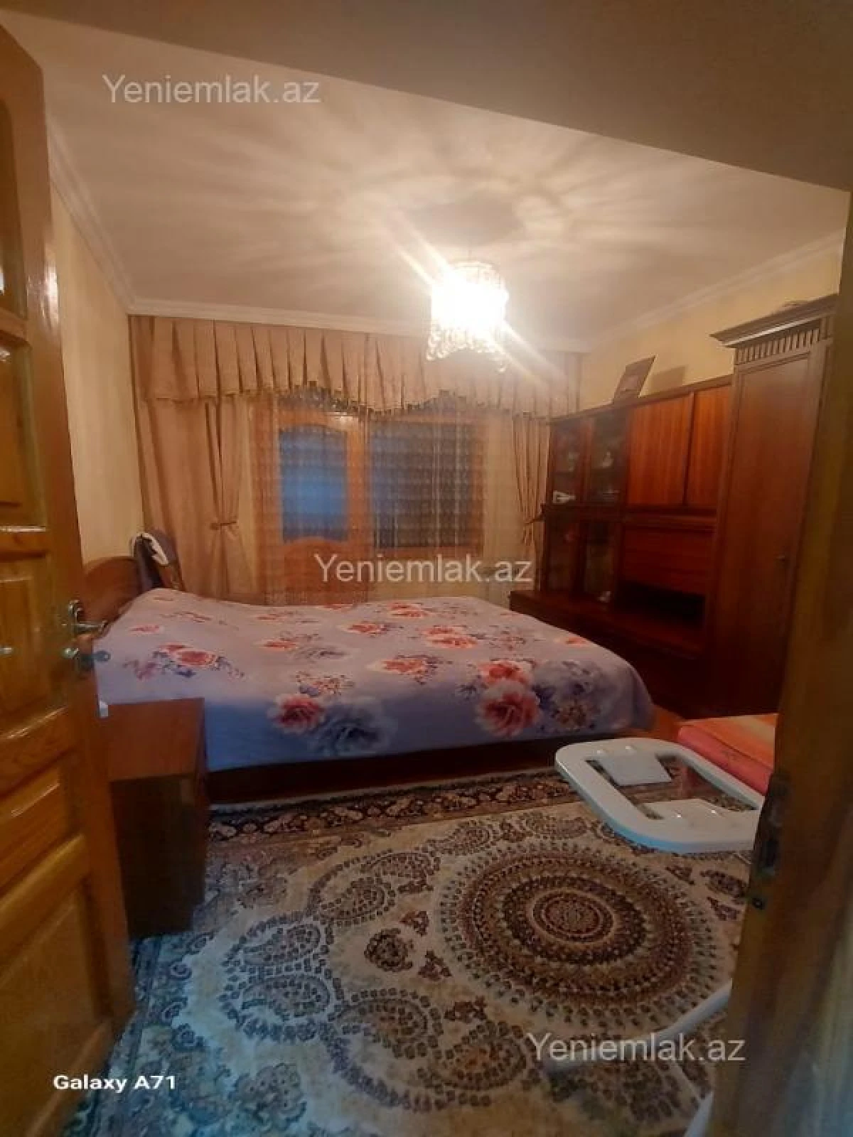 Satılır 3 otaqlı köhnə tikili 80 m²
