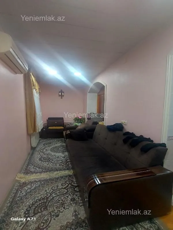 Satılır 3 otaqlı köhnə tikili 80 m²