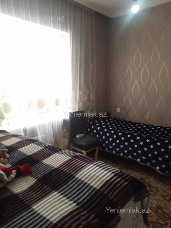 Satılır 4 otaqlı həyət evi 130 m²
