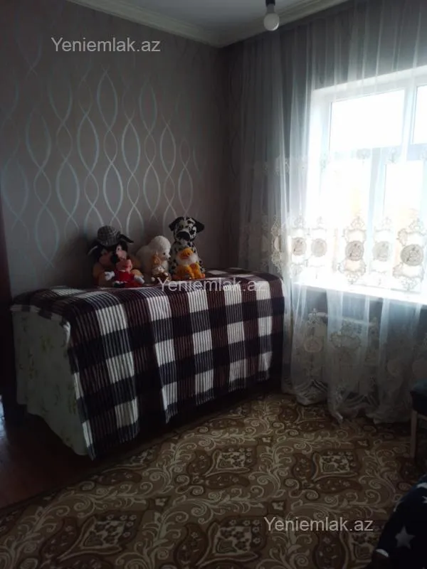 Satılır 4 otaqlı həyət evi 130 m²