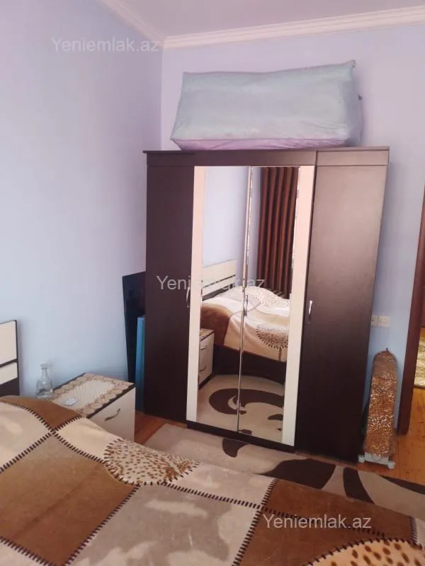 Satılır 4 otaqlı həyət evi 130 m²