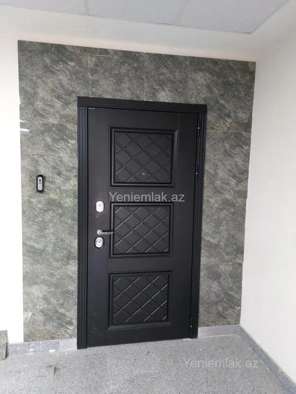 Satılır 3 otaqlı yeni tikili 125 m²