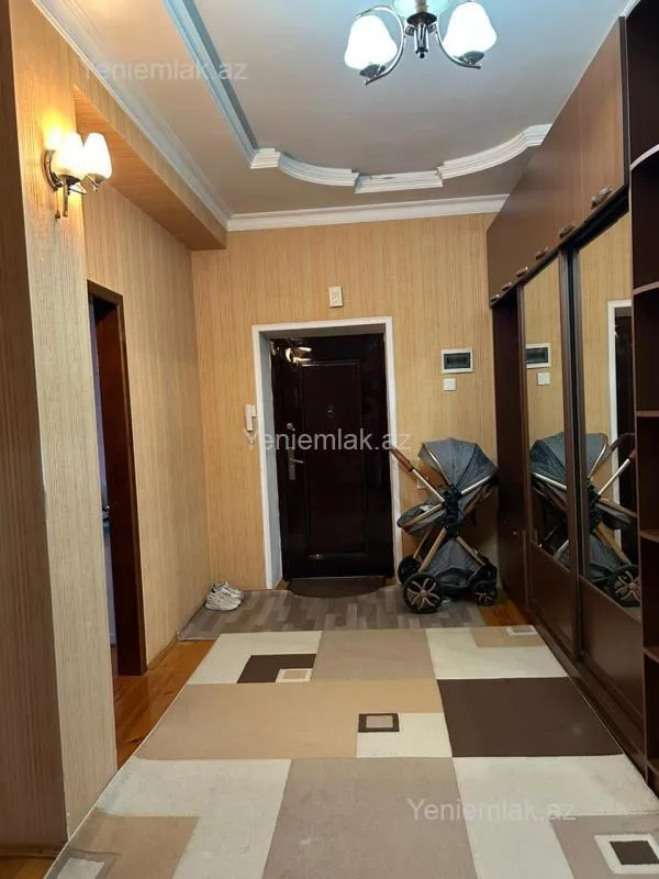 Satılır 3 otaqlı yeni tikili 118 m²