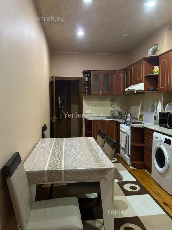 Satılır 3 otaqlı yeni tikili 118 m²