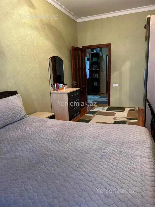 Satılır 3 otaqlı yeni tikili 118 m²