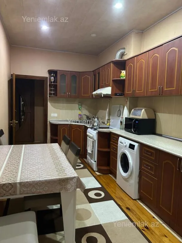 Satılır 3 otaqlı yeni tikili 118 m²