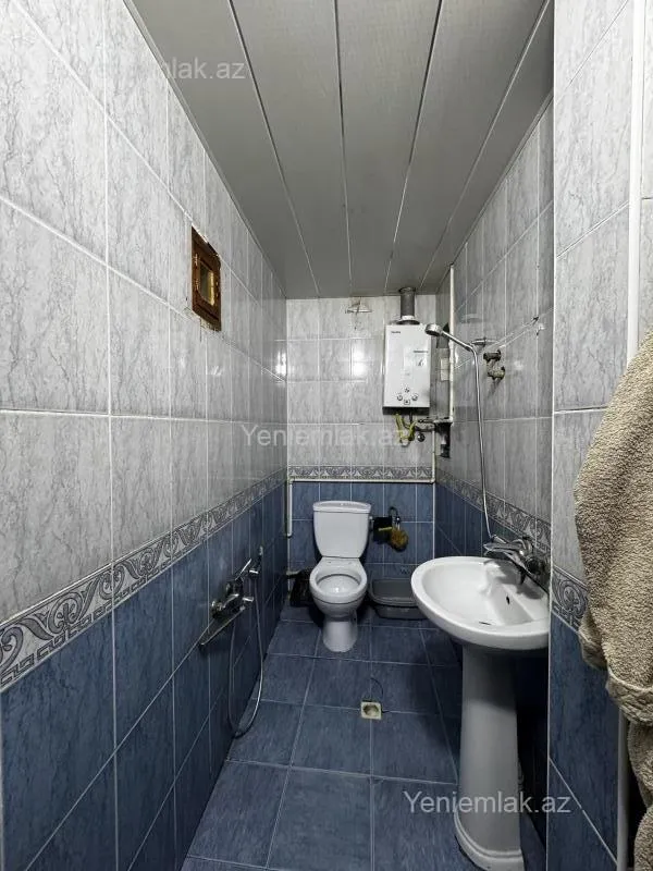 Satılır 3 otaqlı köhnə tikili 70 m²