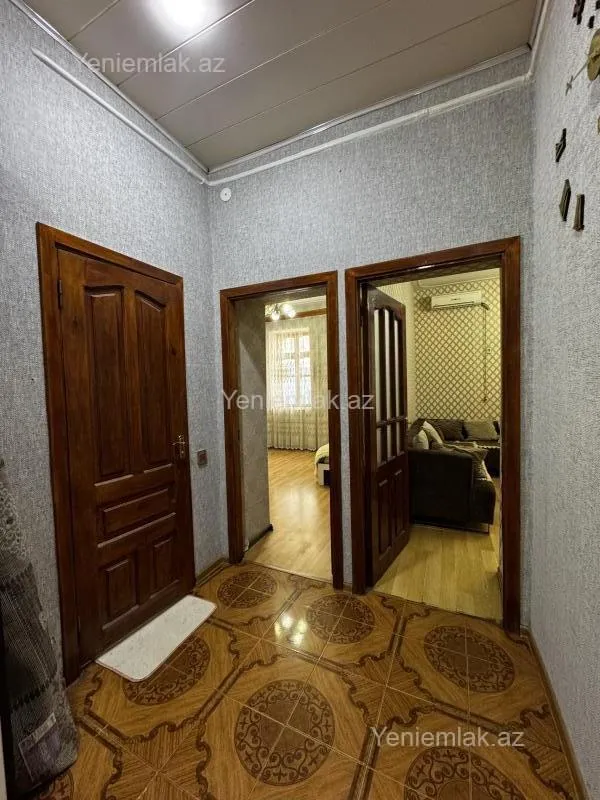 Satılır 3 otaqlı köhnə tikili 70 m²