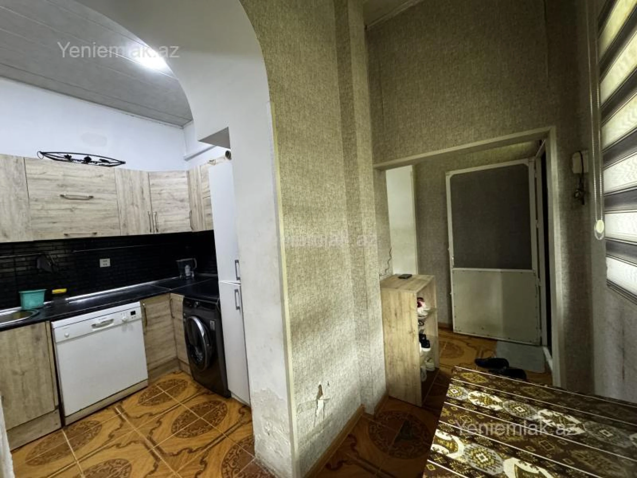 Satılır 3 otaqlı köhnə tikili 70 m²