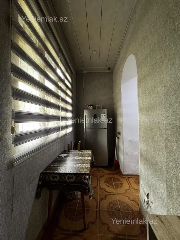 Satılır 3 otaqlı köhnə tikili 70 m²