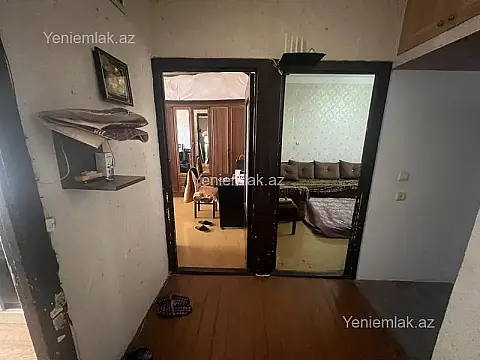 Satılır 3 otaqlı köhnə tikili 80 m²