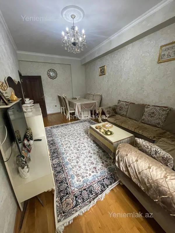 Satılır 3 otaqlı yeni tikili 90 m²