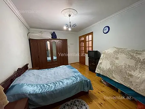Satılır 5 otaqlı həyət evi 160 m²