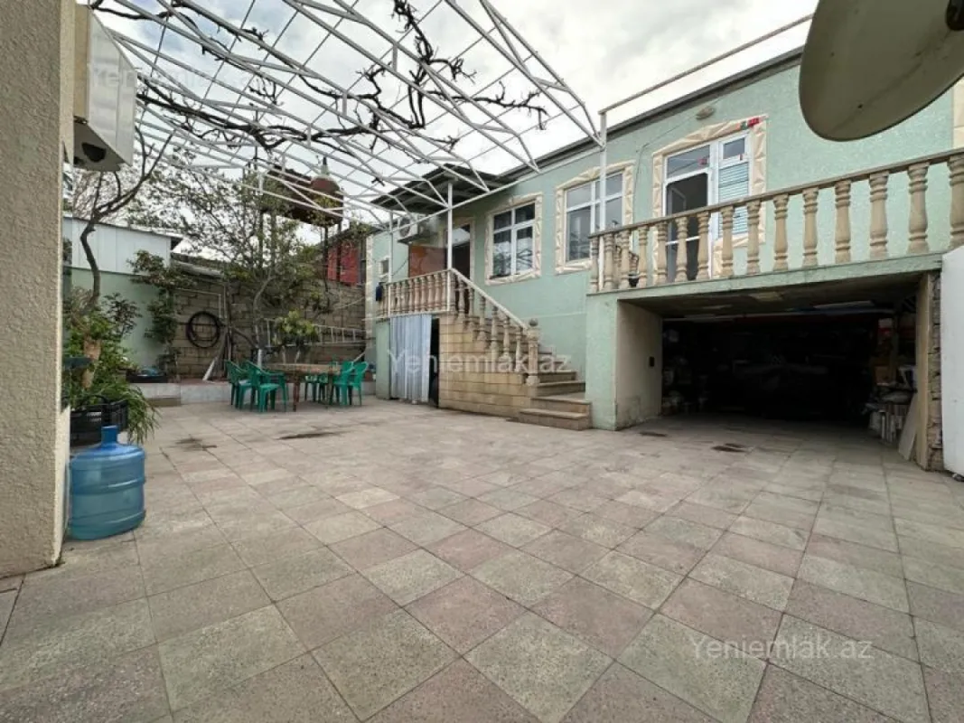 Satılır 5 otaqlı həyət evi 160 m²