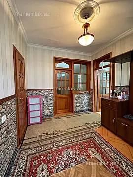 Satılır 5 otaqlı həyət evi 160 m²