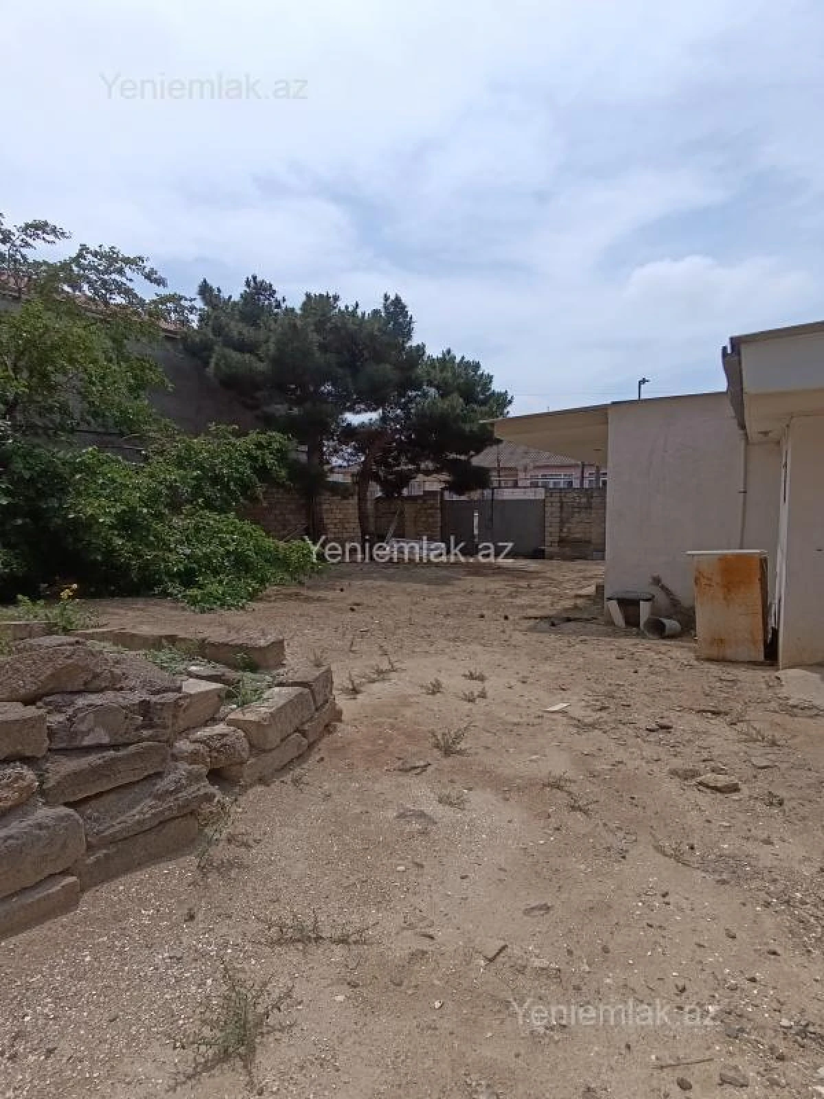 Satılır 7 otaqlı həyət evi 340 m²