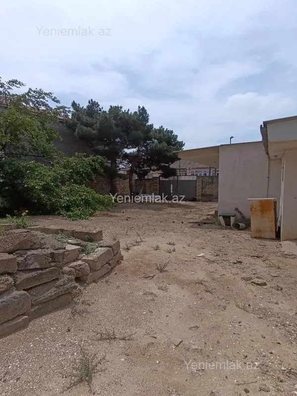 Satılır 7 otaqlı həyət evi 340 m²