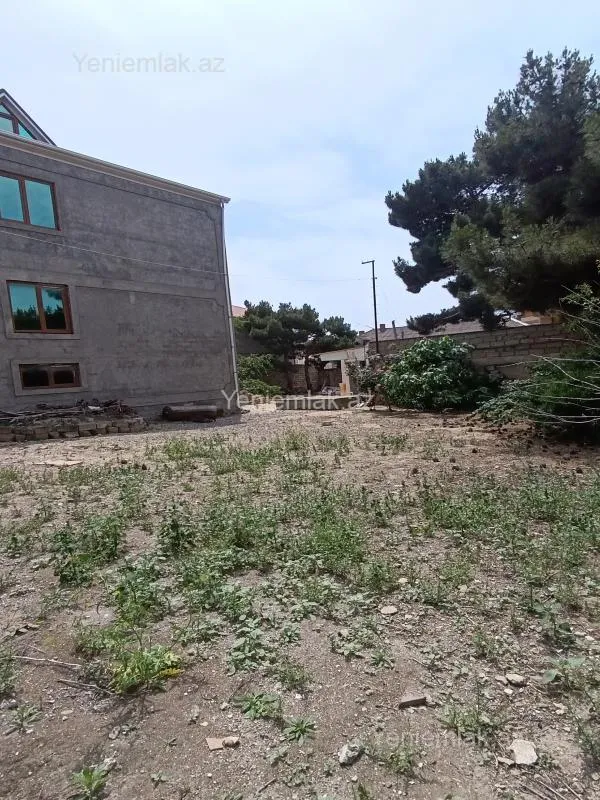 Satılır 7 otaqlı həyət evi 340 m²