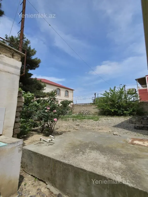 Satılır 7 otaqlı həyət evi 340 m²