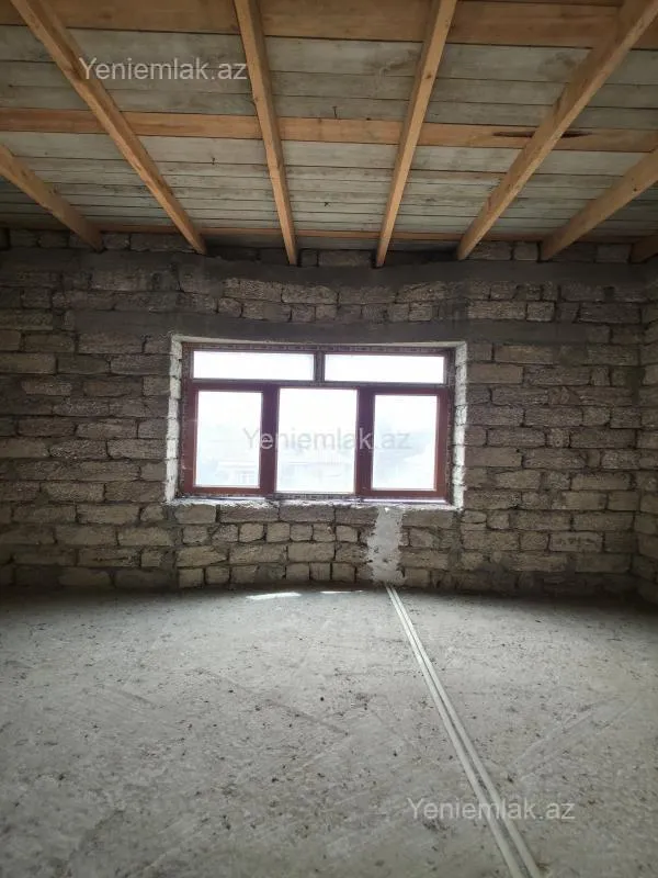 Satılır 7 otaqlı həyət evi 340 m²