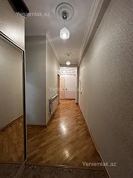 Satılır 3 otaqlı yeni tikili 83 m²