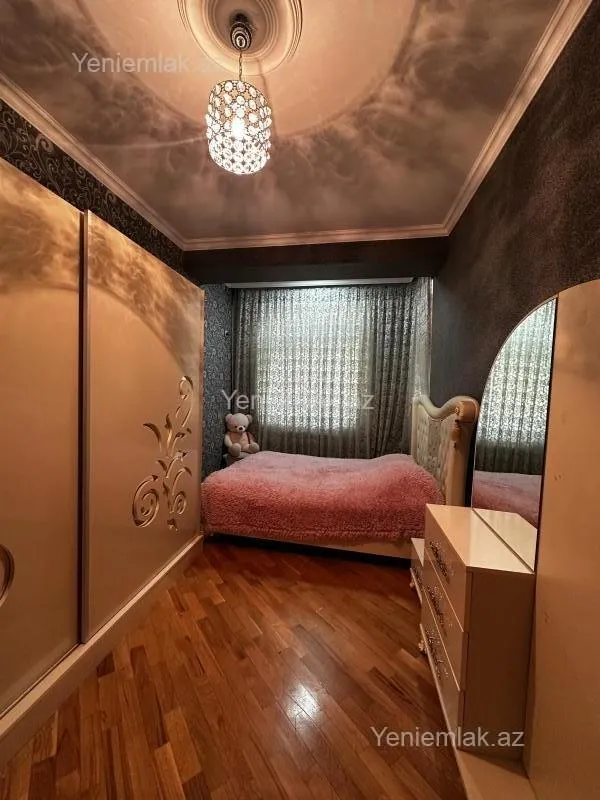 Satılır 3 otaqlı yeni tikili 83 m²