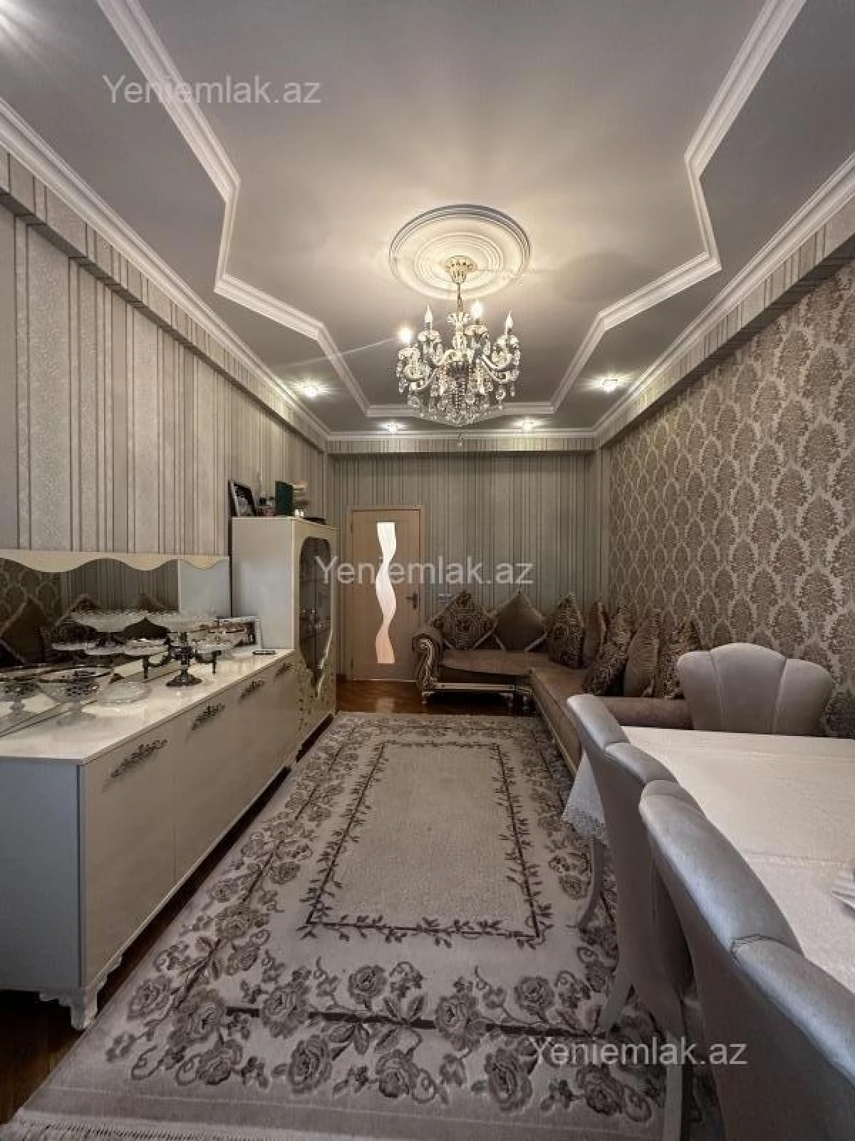 Satılır 3 otaqlı yeni tikili 83 m²