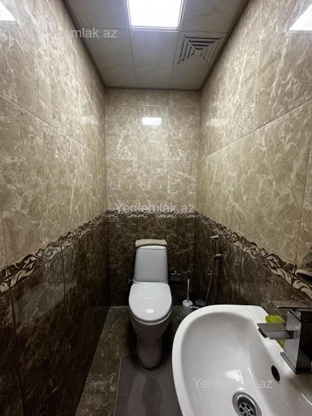 Satılır 3 otaqlı yeni tikili 83 m²