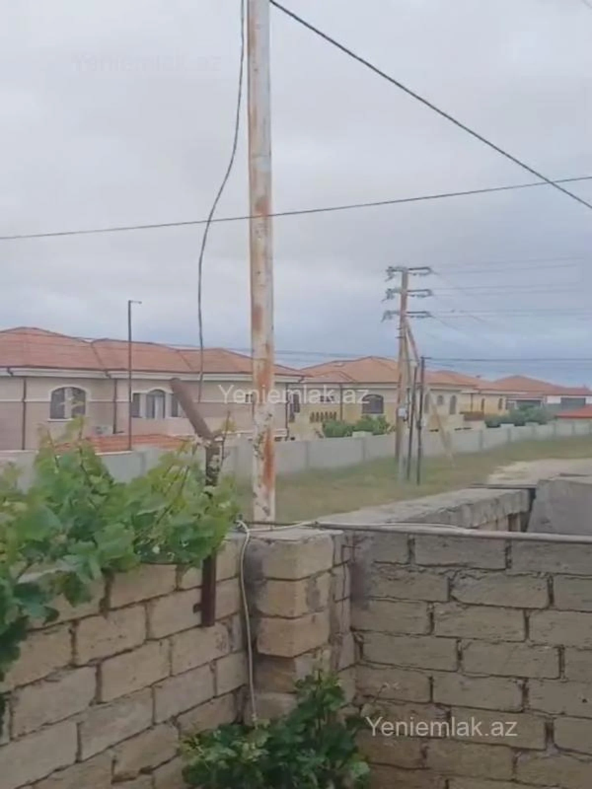 Satılır 3 otaqlı həyət evi 65 m²