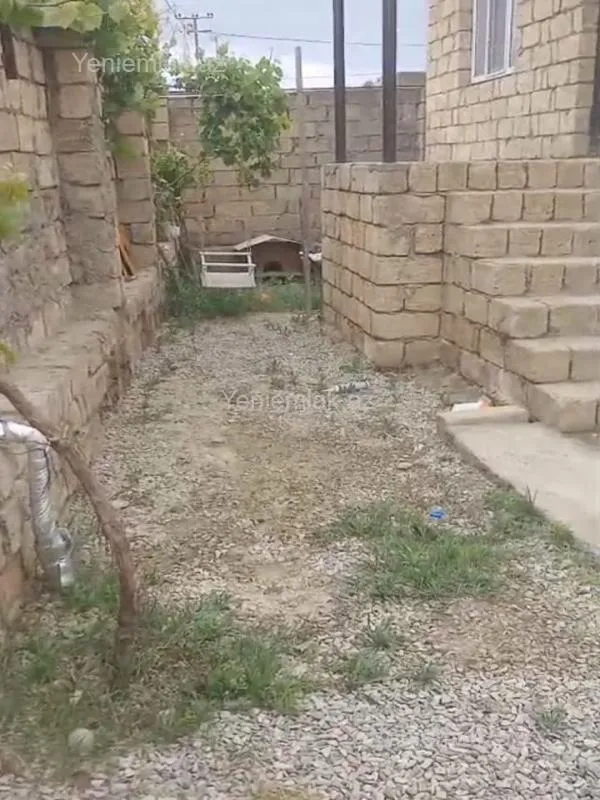 Satılır 3 otaqlı həyət evi 65 m²