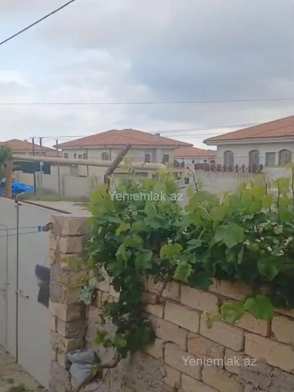 Satılır 3 otaqlı həyət evi 65 m²