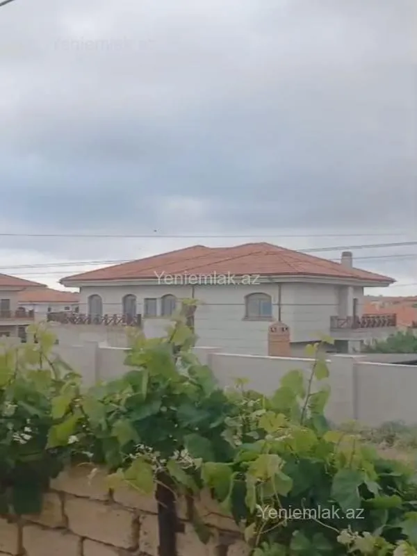 Satılır 3 otaqlı həyət evi 65 m²