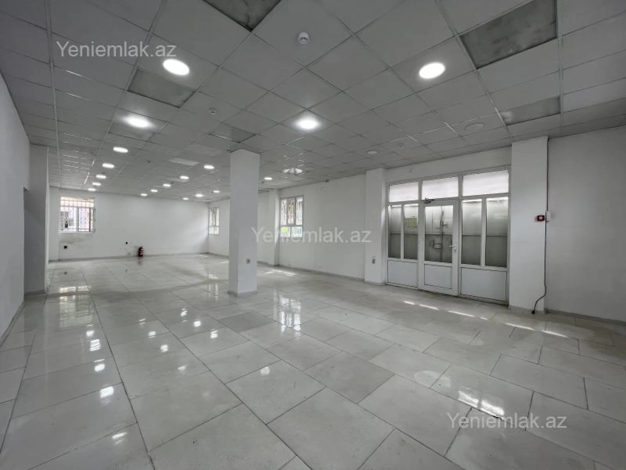 Satılır 1 otaqlı obyekt 328 m²
