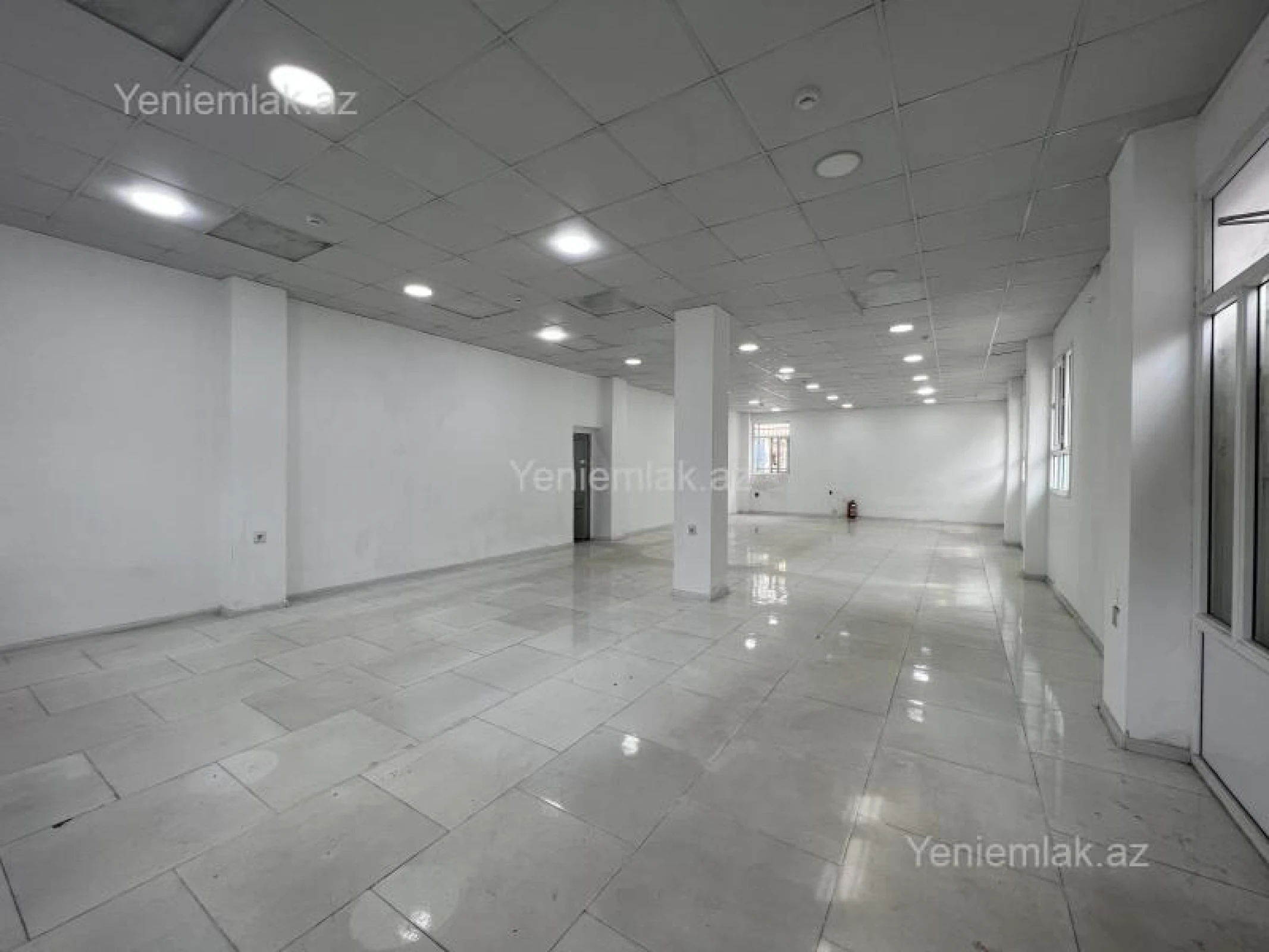 Satılır 1 otaqlı obyekt 328 m²