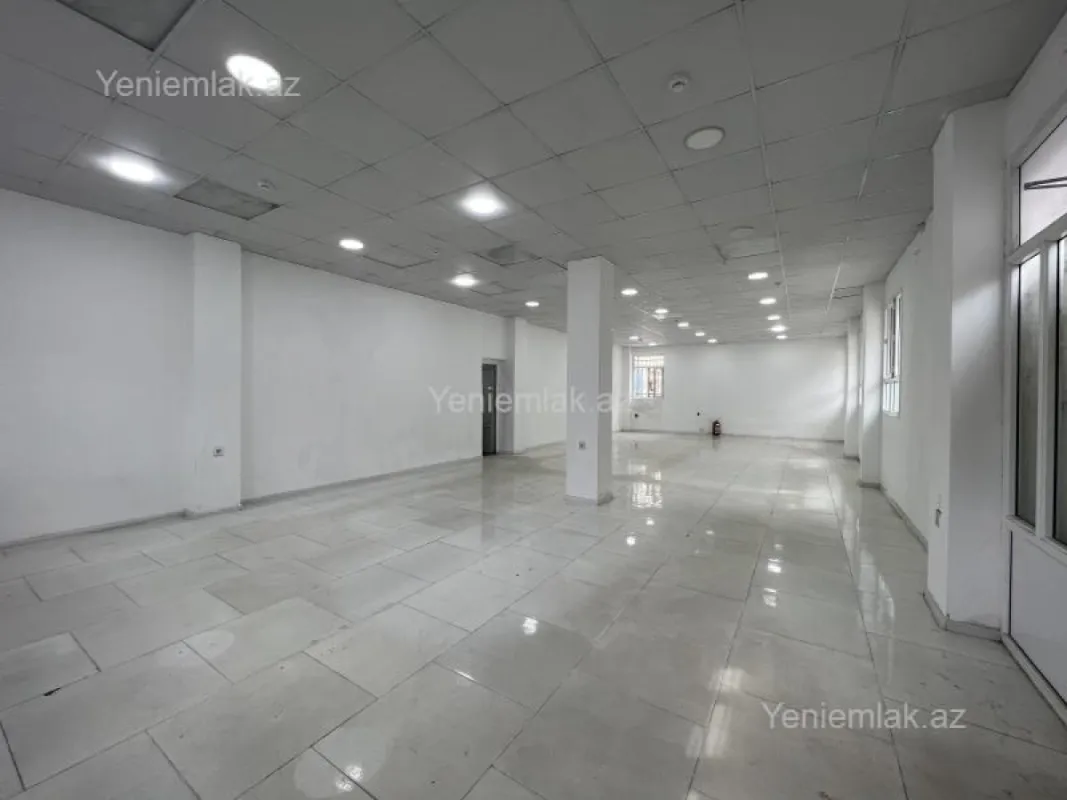 Satılır 1 otaqlı obyekt 328 m²