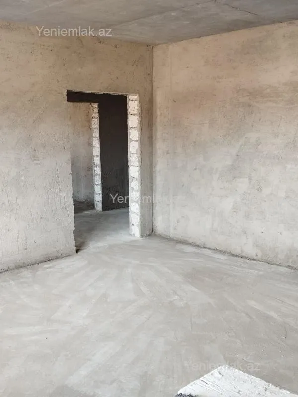 Satılır 6 otaqlı həyət evi 220 m²