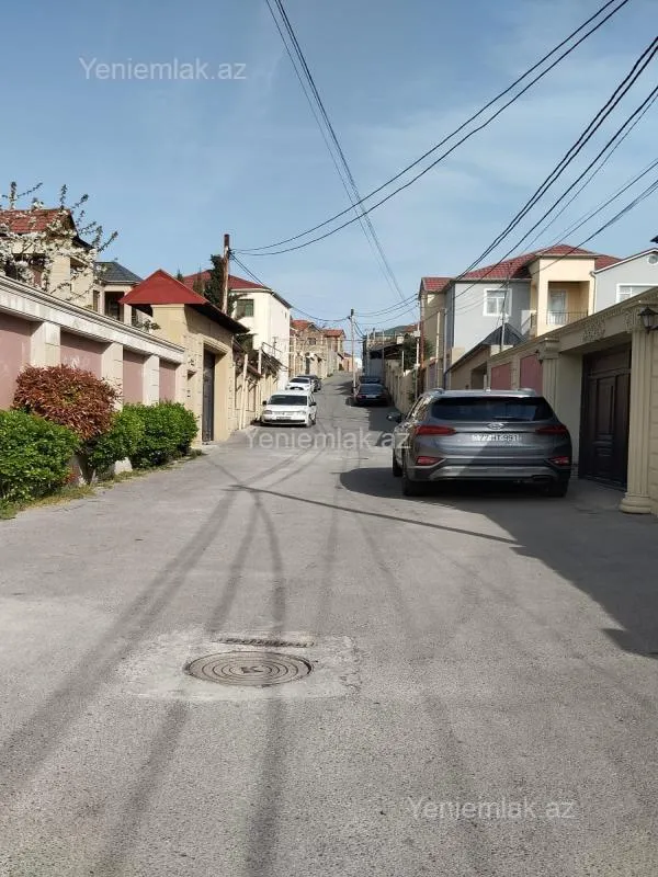 Satılır 6 otaqlı həyət evi 220 m²