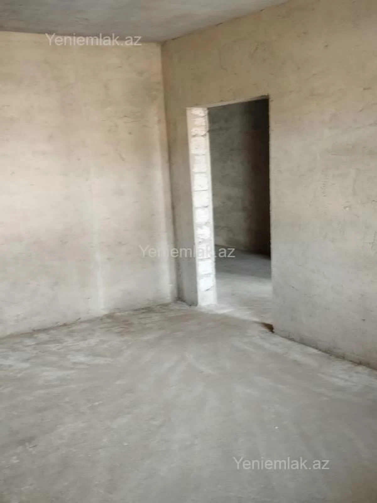 Satılır 6 otaqlı həyət evi 220 m²