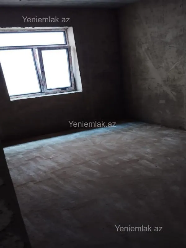Satılır 6 otaqlı həyət evi 220 m²