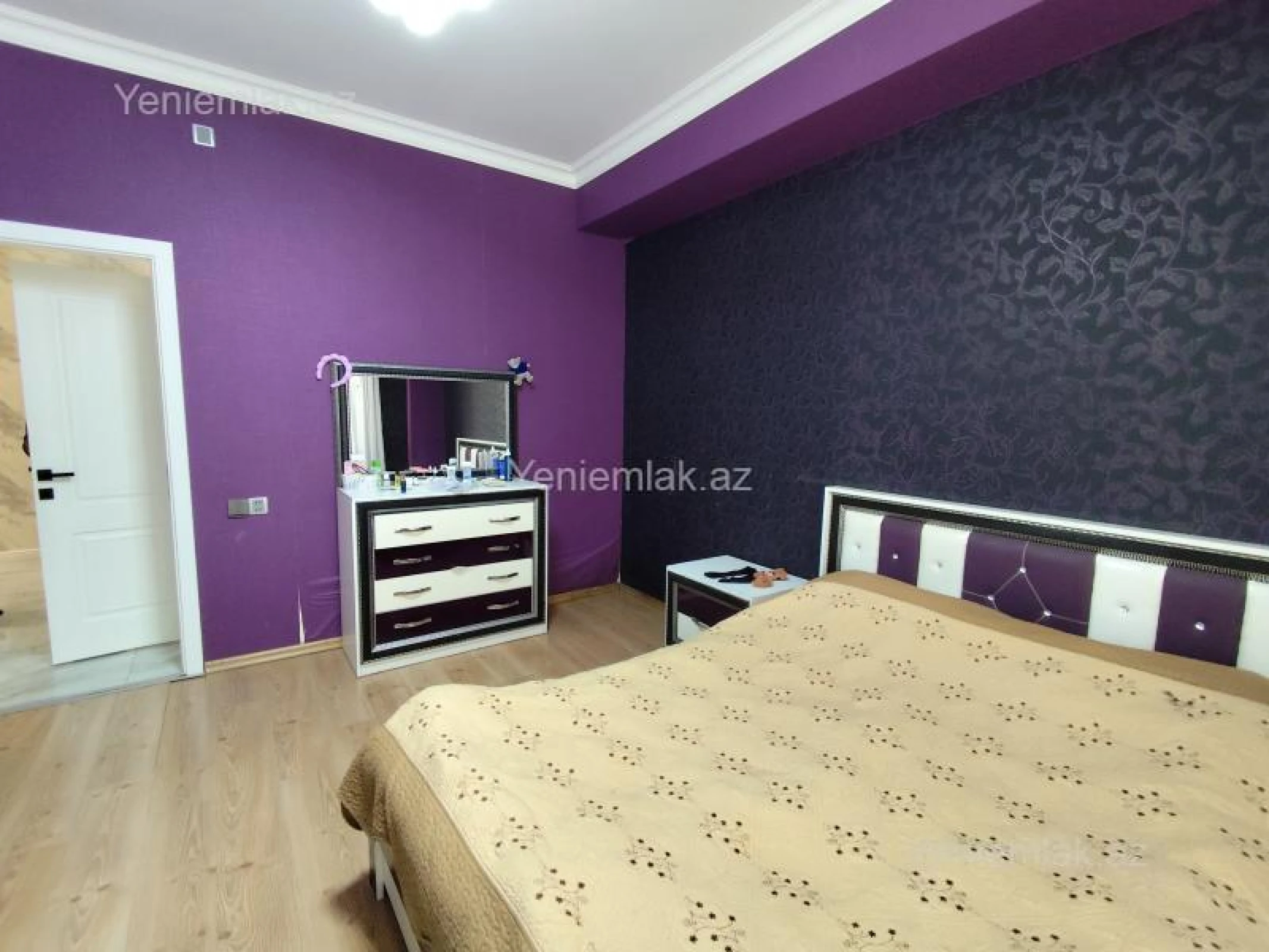 Satılır 3 otaqlı yeni tikili 110 m²