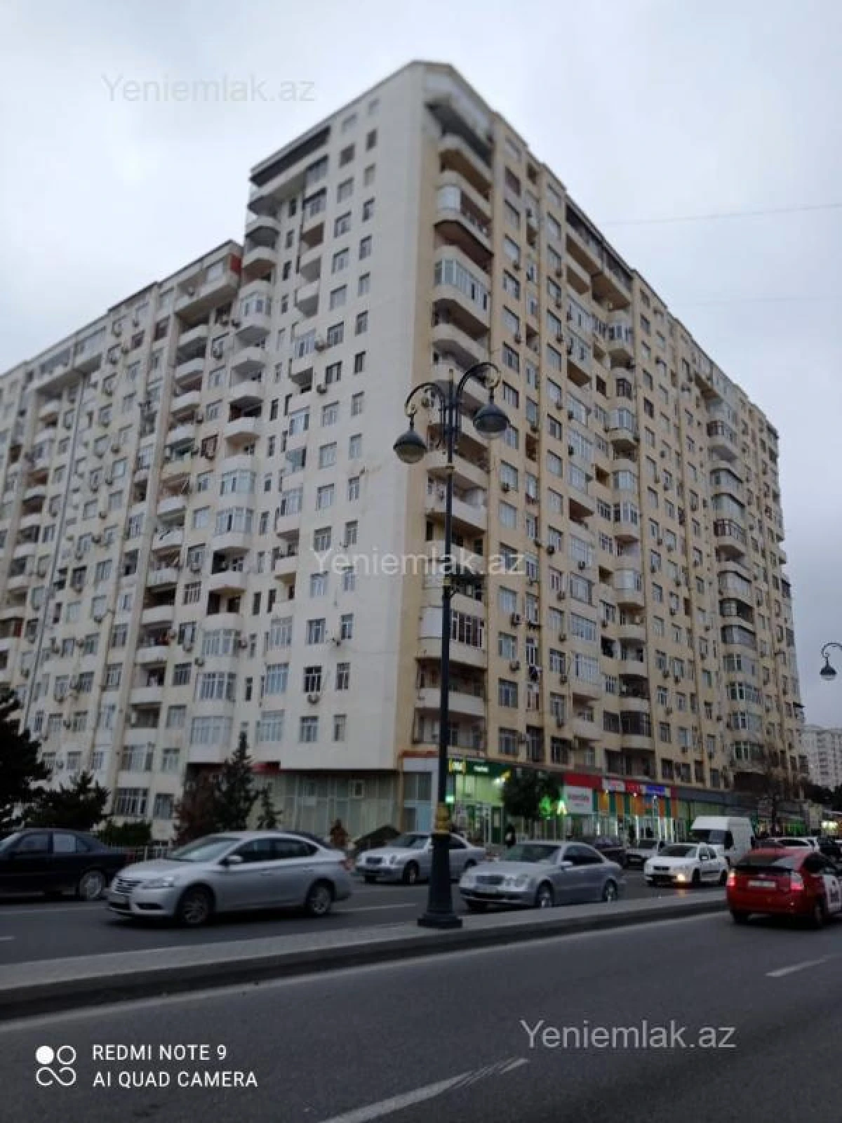 Satılır 3 otaqlı yeni tikili 110 m²