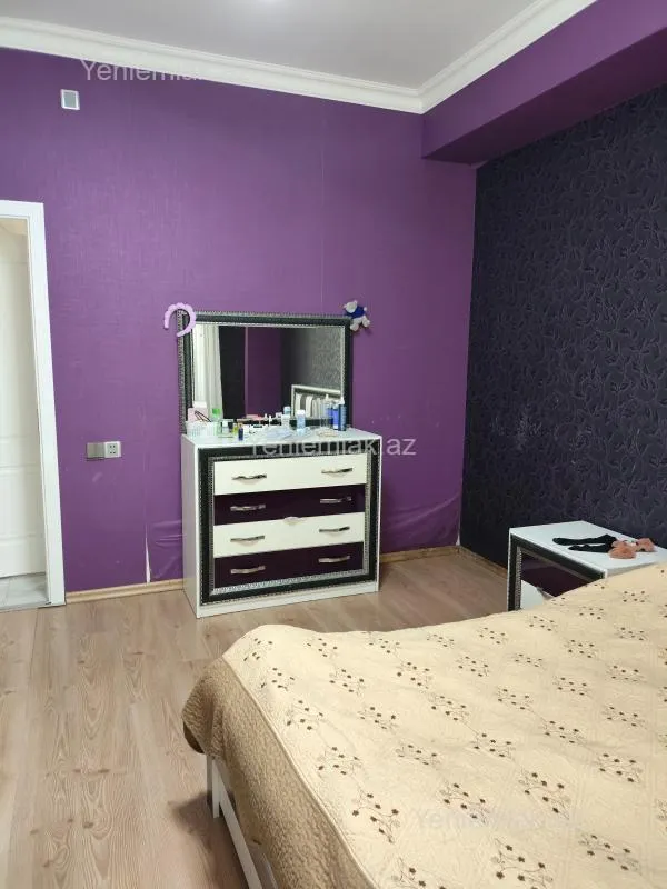 Satılır 3 otaqlı yeni tikili 110 m²