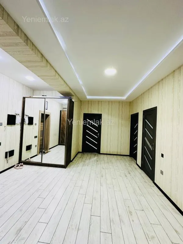 Satılır 3 otaqlı yeni tikili 133 m²